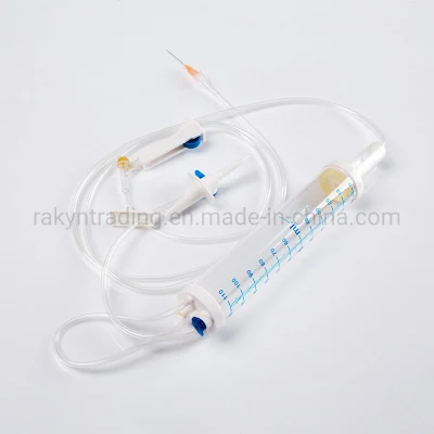 Medizinisches Instrument eines Einweg-IV-Infusionssets für Kinder mit Bürette 100 ml, 150 ml, 60 Tropfen